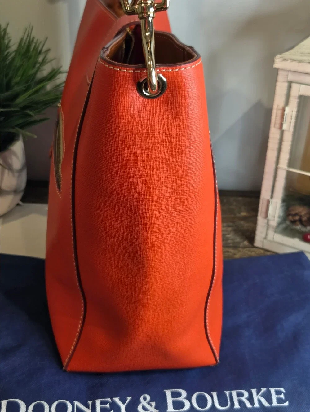 Dooney & Bourke Saffiano Leather Ashby Tote 3-Piece Set + Dust Bag Geranium - Picture 5 of 15